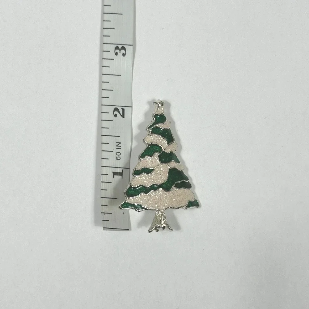 Vintage‎ Sparkly Green White Christmas Tree Enamel Pin Brooch Holiday Jewelry